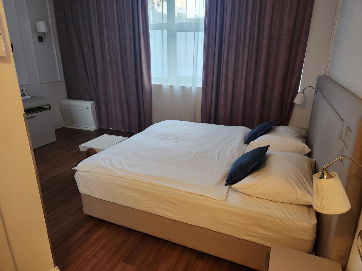 Apartman Delux Centar Διαμέρισμα Σπλιτ Εξωτερικό φωτογραφία