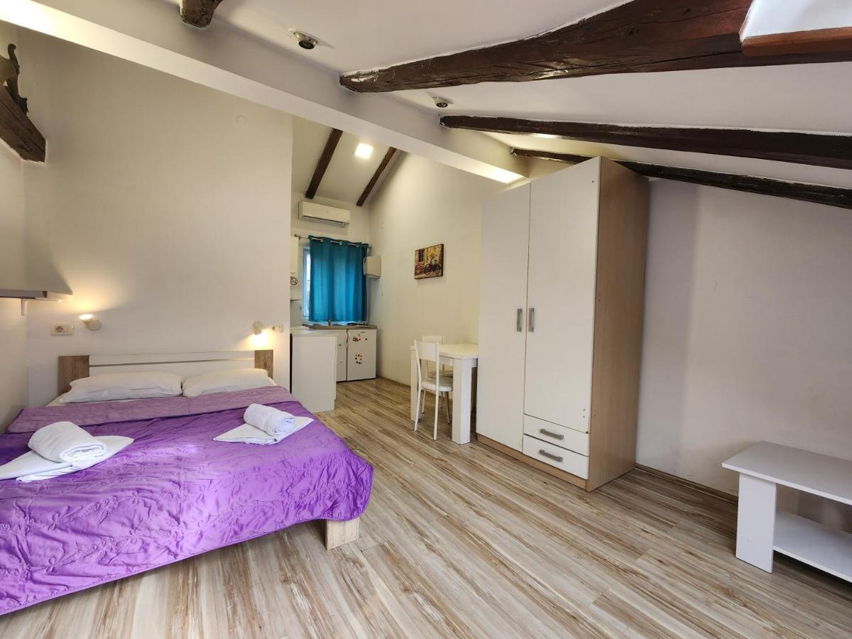 Apartman Delux Centar Διαμέρισμα Σπλιτ Εξωτερικό φωτογραφία